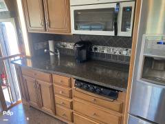 2015 Newmar Canyon Star 3953, $ 88,800