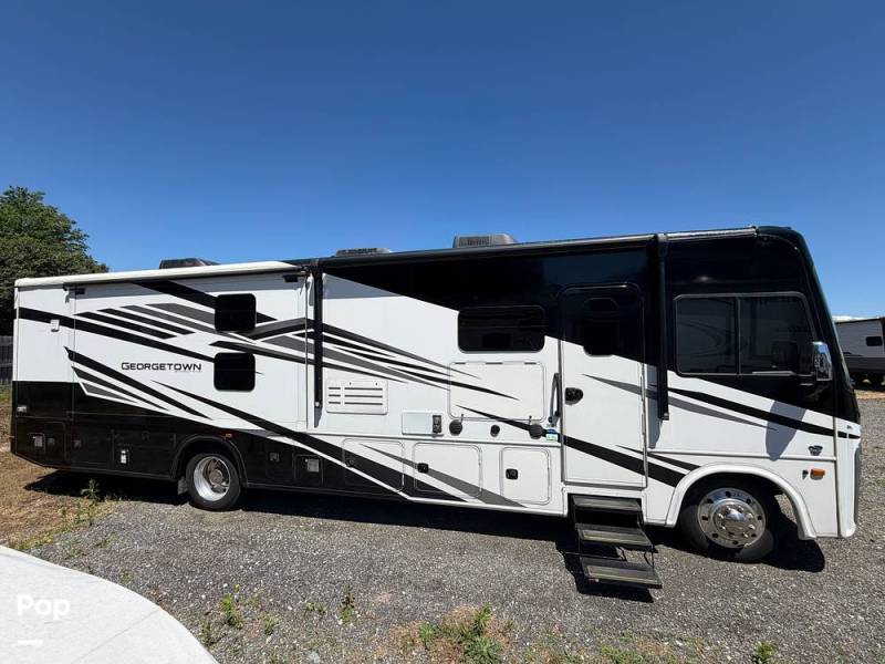 2021 Forest River Georgetown GT5 36B5, $ 119,000