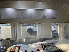 2018 Airstream International Serenity 25FB Queen, $ 69,999