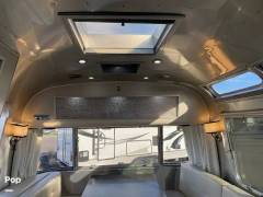 2018 Airstream International Serenity 25FB Queen, $ 69,999
