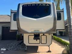 2017 Keystone Montana 3730FL, $ 38,500