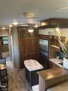 2017 Keystone Montana 3730FL, $ 38,500