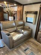 2017 Keystone Montana 3730FL, $ 38,500