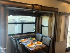 2017 Keystone Montana 3730FL, $ 38,500