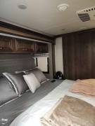 2021 Entegra Coach Vision XL 36A, $ 122,000