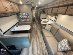 2022 Thor Motor Coach Magnitude SV34, $ 179,750