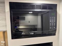 2025 Jayco Comet 18C, $ 117,000