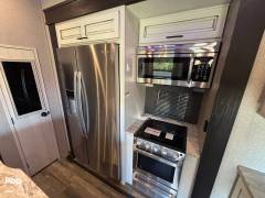 2020 Jayco Seismic 3815, $ 55,999