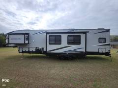 2022 Cherokee Arctic Wolf 3770SUITE, $ 40,000