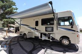 2022 Winnebago Vista 31B, $ 94,900
