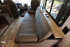 2022 Winnebago Vista 31B, $ 94,900
