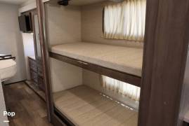 2022 Winnebago Vista 31B, $ 94,900