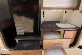 2022 Winnebago Vista 31B, $ 94,900
