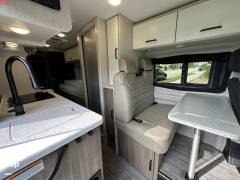 2023 Thor Motor Coach Dazzle 2AB, $ 79,800