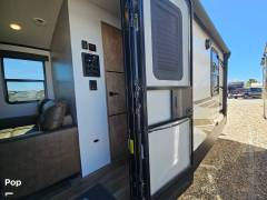 2022 Keystone Outback 332ML, $ 34,999