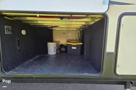 2019 Keystone Montana High Country 320MK, $ 36,500