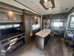 2019 Keystone Montana High Country 320MK, $ 36,500