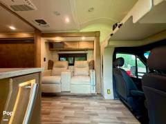 2023 Tiffin Wayfarer 25RW, $ 109,900