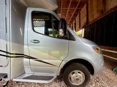 2023 Tiffin Wayfarer 25RW, $ 109,900