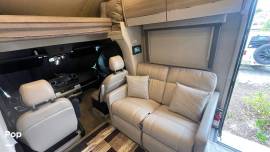 2022 Thor Motor Coach Tiburon 24RW, $ 112,500