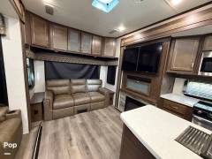 2019 Highland Ridge Mesa Ridge 314RLS, $ 36,000