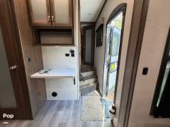 2019 Highland Ridge Mesa Ridge 314RLS, $ 36,000