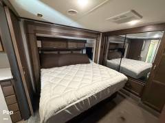 2019 Highland Ridge Mesa Ridge 314RLS, $ 36,000