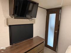 2019 Highland Ridge Mesa Ridge 314RLS, $ 36,000