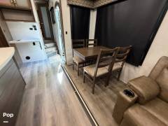 2019 Highland Ridge Mesa Ridge 314RLS, $ 36,000