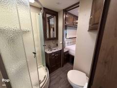 2019 Entegra Coach Esteem 31F, $ 90,000