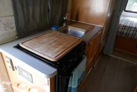 1999 Fleetwood Tioga 26F, $ 39,000
