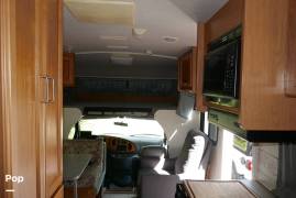 1999 Fleetwood Tioga 26F, $ 39,000