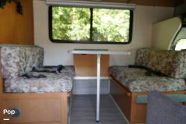 1999 Fleetwood Tioga 26F, $ 39,000