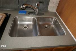 1999 Fleetwood Tioga 26F, $ 39,000