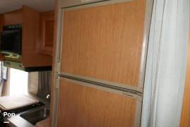 1999 Fleetwood Tioga 26F, $ 39,000