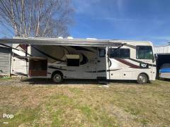 2014 Thor Motor Coach Hurricane 34J, $ 48,100