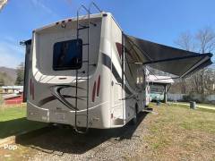 2014 Thor Motor Coach Hurricane 34J, $ 48,100