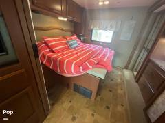 2014 Thor Motor Coach Hurricane 34J, $ 48,100