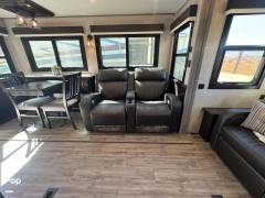 2022 Jayco Pinnacle 36SSWS, $ 64,900