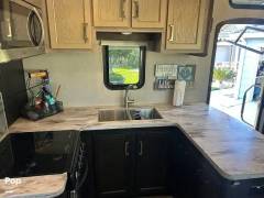 2017 Keystone Fuzion 369, $ 46,700