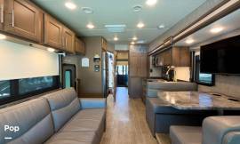 2022 Thor Motor Coach Outlaw 38KB, $ 159,999
