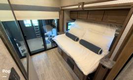 2022 Thor Motor Coach Outlaw 38KB, $ 159,999