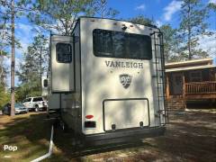 2019 Vanleigh RV Vilano 385RD, $ 51,900