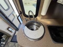 2014 Thor Motor Coach Citation 24ST, $ 54,950