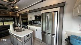 2022 Keystone Montana 3231CK, $ 62,000