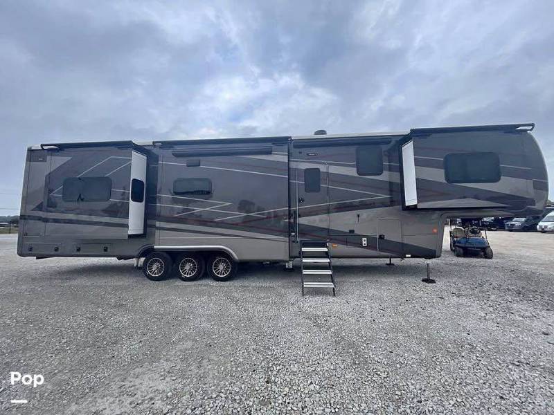 2025 DRV Mobile Suites 44 Orlando, $ 155,000
