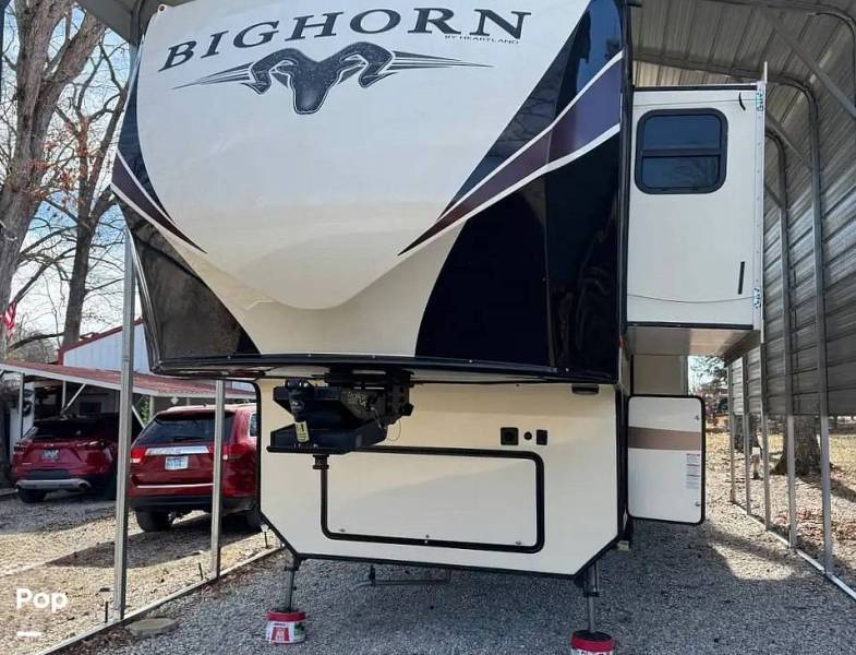 2018 Heartland Bighorn 3575EL, $ 39,900