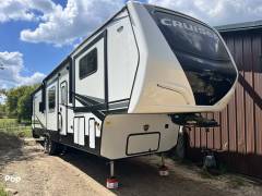 2021 CrossRoads Cruiser 3841FL, $ 56,000