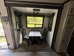2021 CrossRoads Cruiser 3841FL, $ 56,000