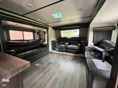 2021 CrossRoads Cruiser 3841FL, $ 56,000